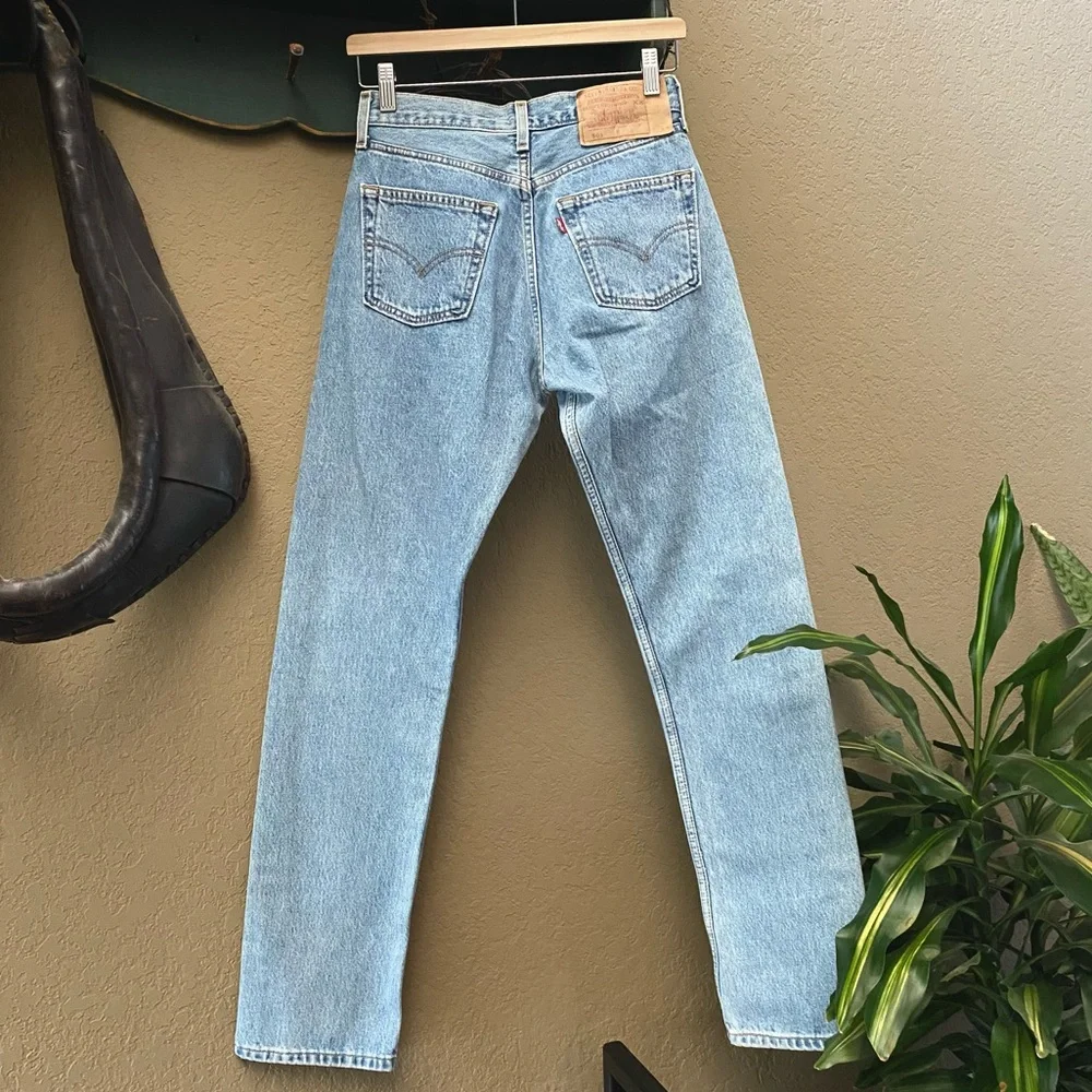 Vintage Levi’s 501 High Waist Straight Leg Jean W27 26 - Picture 2 of 9